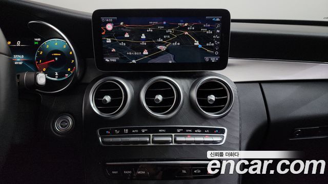 Mercedes-Benz C-Class C200 AMG Line