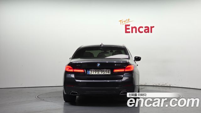 BMW 5-Series 530i xDrive M Sport Package