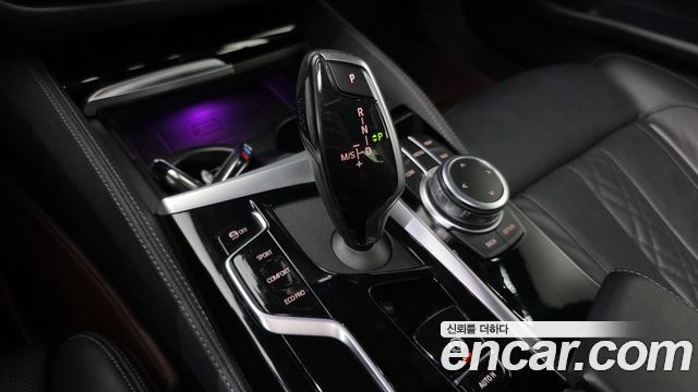 BMW 5-Series 530i xDrive M Sport Package