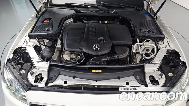 Mercedes-Benz E-Class E220d Cabriolet
