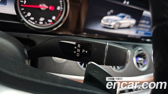 Mercedes-Benz E-Class E220d Cabriolet