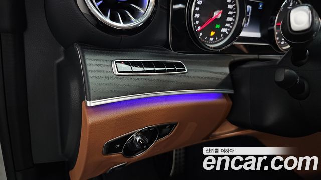 Mercedes-Benz E-Class E220d Cabriolet