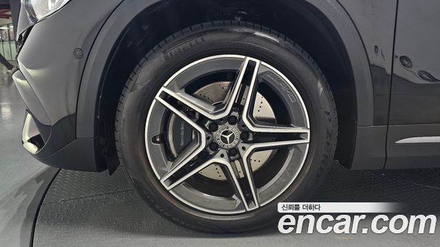 Mercedes-Benz GLA-Class GLA250 4MATIC