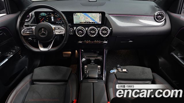 Mercedes-Benz GLA-Class GLA250 4MATIC