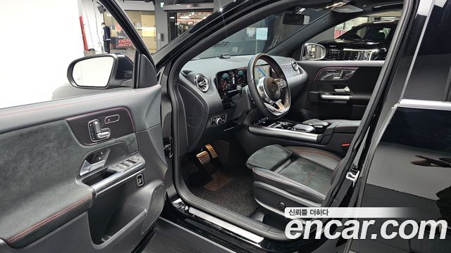 Mercedes-Benz GLA-Class GLA250 4MATIC