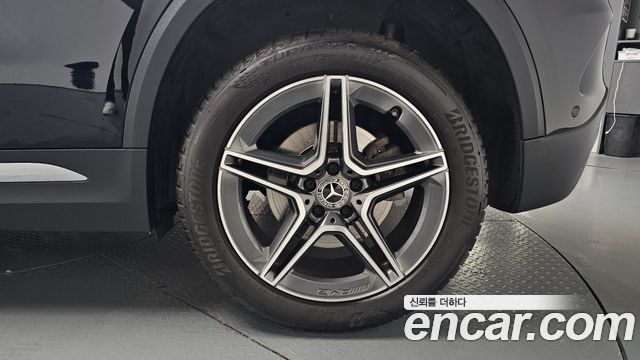 Mercedes-Benz GLA-Class GLA250 4MATIC