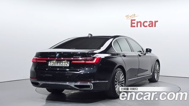 BMW 7-Series 740d xDrive Design Pure Excellence