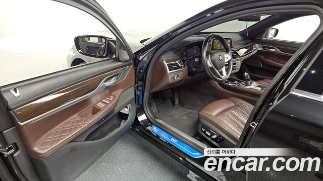 BMW 7-Series 740d xDrive Design Pure Excellence