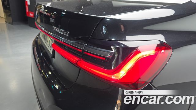 BMW 7-Series 740d xDrive Design Pure Excellence