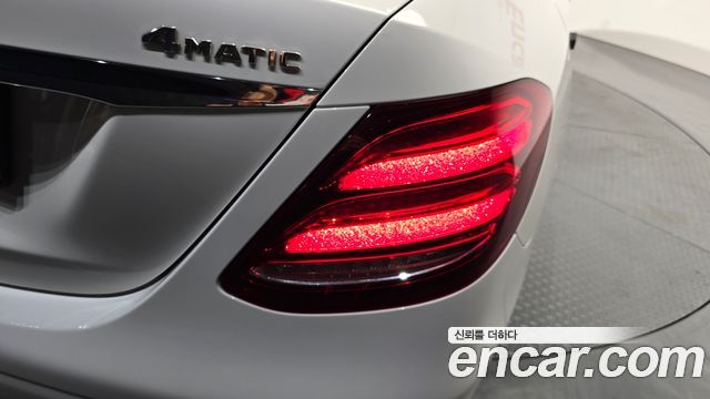 Mercedes-Benz E-Class E300 4MATIC Exclusive