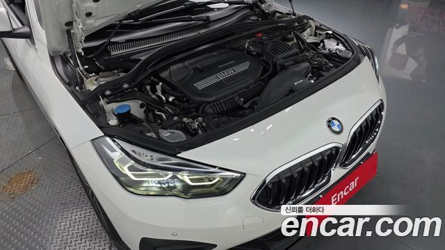 BMW 2-Series 220i Advantage
