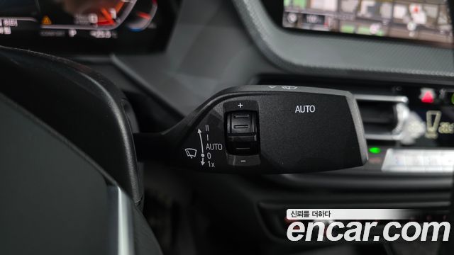 BMW 2-Series 220i Advantage
