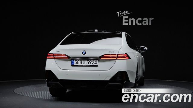 BMW 5-Series 530i xDrive M Sport