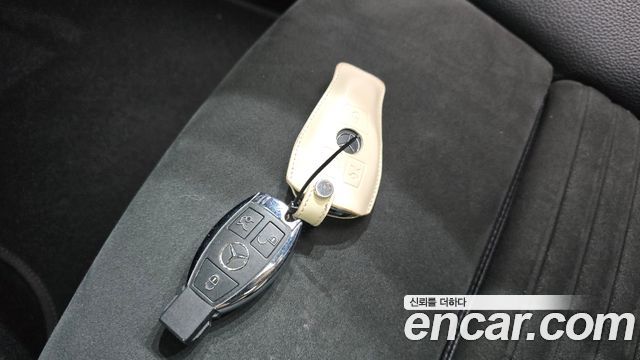 Mercedes-Benz CLA-Class CLA220 AMG Line
