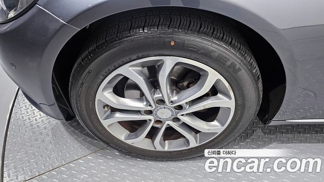 Mercedes-Benz C-Class C200 Avantgarde