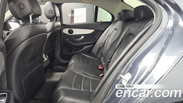 Mercedes-Benz C-Class C200 Avantgarde