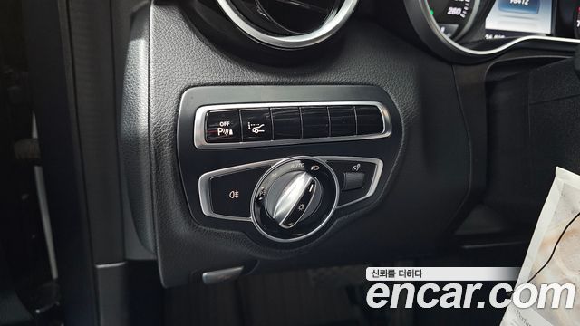 Mercedes-Benz C-Class C200 Avantgarde