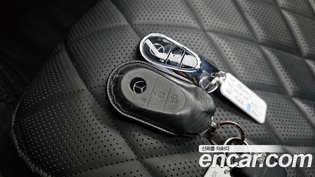 Mercedes-Benz S-Class S500L 4MATIC