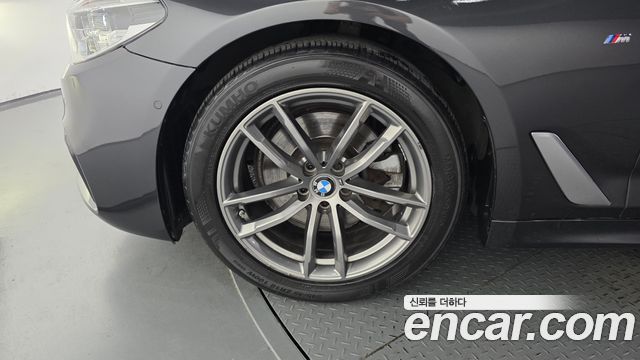 BMW 5-Series 520d M Sport Package Plus