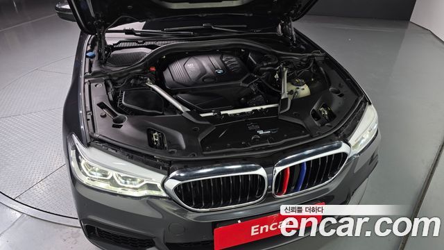 BMW 5-Series 520d M Sport Package Plus