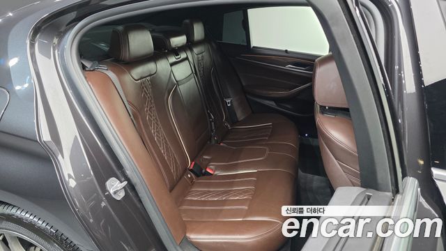 BMW 5-Series 520d M Sport Package Plus