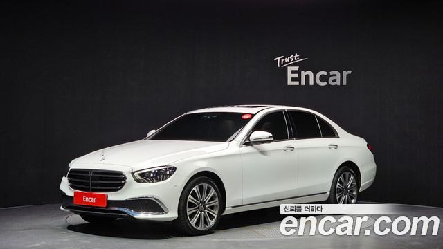 Mercedes-Benz E-Class E300e 4MATIC Exclusive