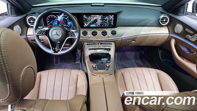 Mercedes-Benz E-Class E300e 4MATIC Exclusive
