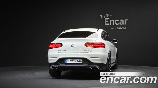 Mercedes-Benz GLC-Class GLC220 d 4MATIC Premium Coupe