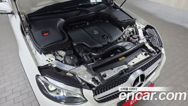 Mercedes-Benz GLC-Class GLC220 d 4MATIC Premium Coupe