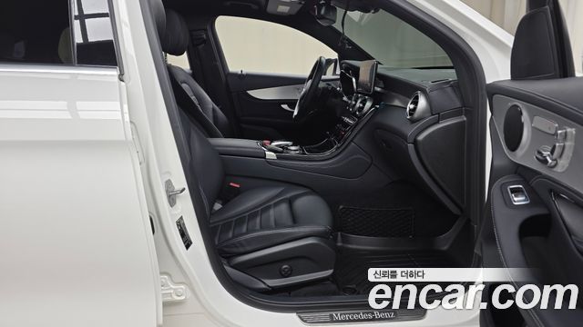 Mercedes-Benz GLC-Class GLC220 d 4MATIC Premium Coupe