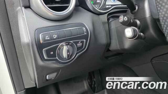 Mercedes-Benz GLC-Class GLC220 d 4MATIC Premium Coupe