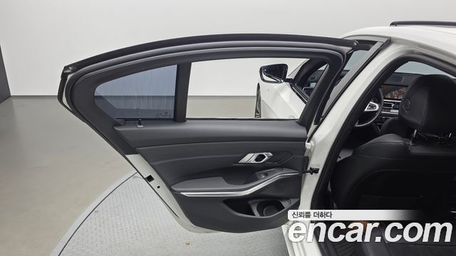 BMW 3-Series 320i M Sport