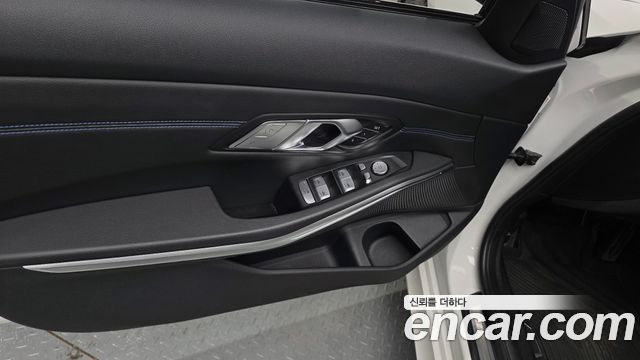 BMW 3-Series 320i M Sport