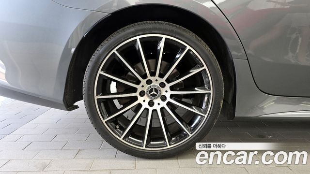 Mercedes-Benz CLS-Class CLS400d 4MATIC AMG Line