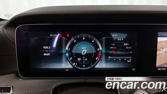 Mercedes-Benz CLS-Class CLS400d 4MATIC AMG Line