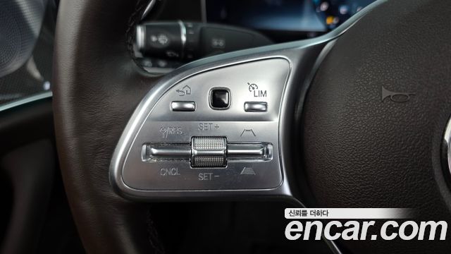 Mercedes-Benz CLS-Class CLS400d 4MATIC AMG Line