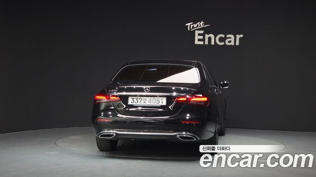 Mercedes-Benz E-Class E250 Avantgarde
