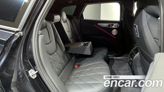 BMW XM 4.4