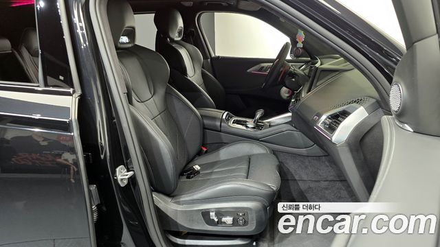 BMW XM 4.4