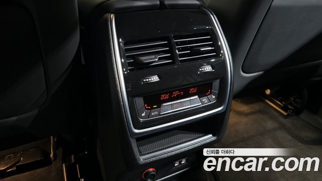 BMW XM 4.4