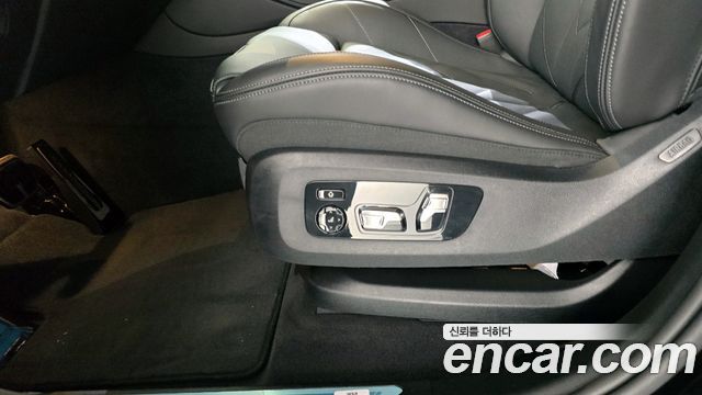BMW XM 4.4