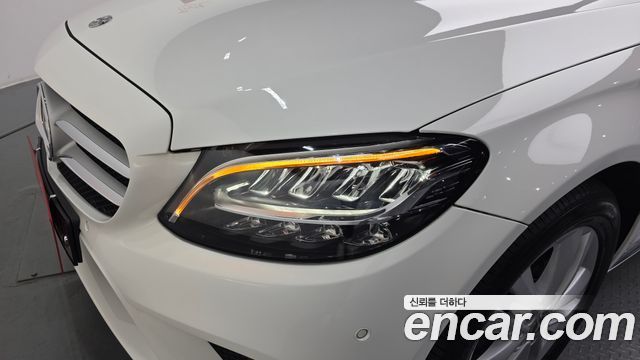 Mercedes-Benz C-Class C200 Avantgarde