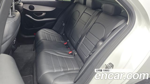 Mercedes-Benz C-Class C200 Avantgarde