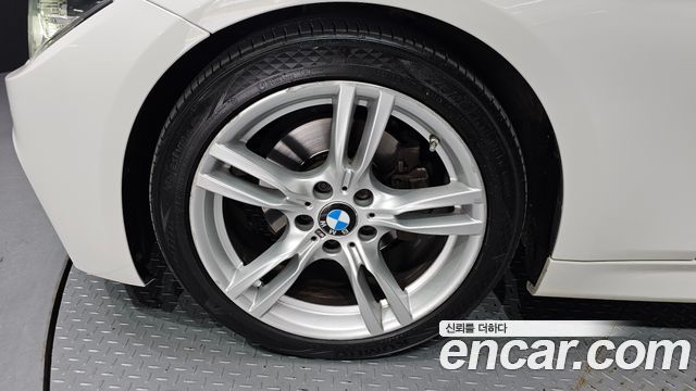 BMW 3-Series 330i M Sport