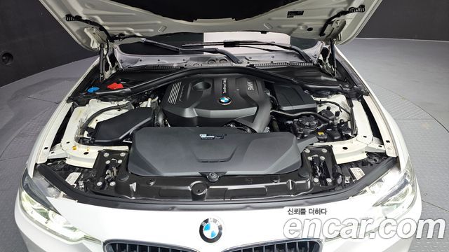 BMW 3-Series 330i M Sport