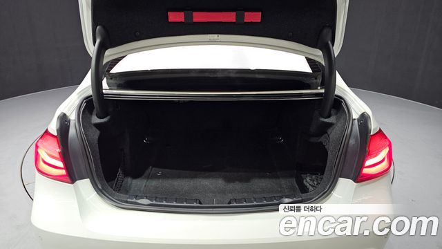 BMW 3-Series 330i M Sport