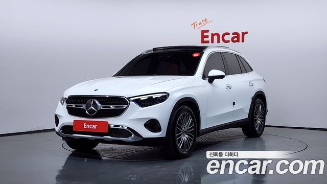 Mercedes-Benz GLC-Class GLC 300 4MATIC Avantgarde