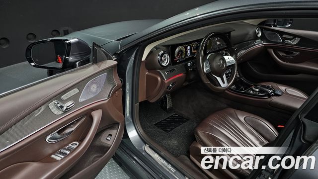 Mercedes-Benz CLS-Class CLS300d AMG Line