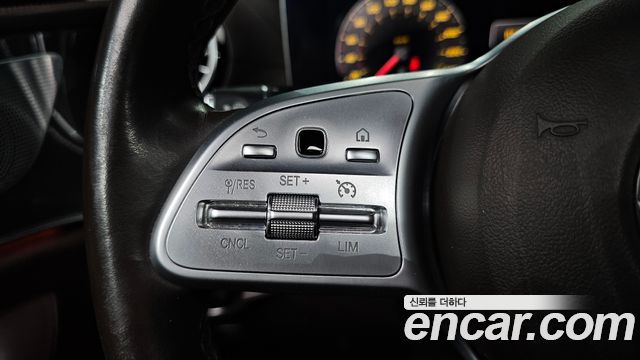 Mercedes-Benz CLS-Class CLS300d AMG Line