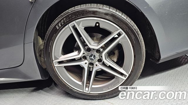 Mercedes-Benz CLS-Class CLS300d AMG Line